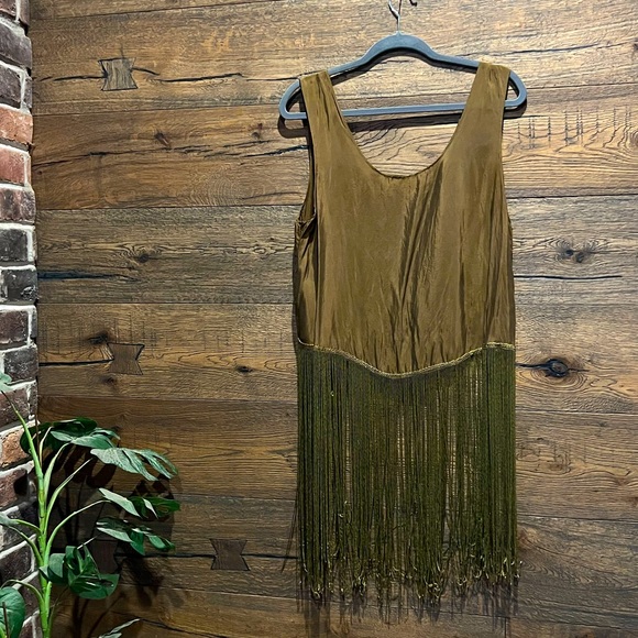 Boho Silk green fringe top - Picture 1 of 7